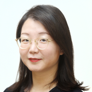 Gong Lei Gabbie Gu (General Manager at New Beginnings Management Consulting, Singapore Press Holdings)